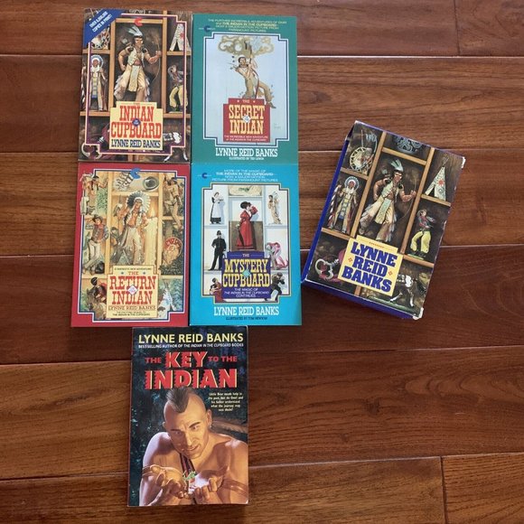 INDIAN in CUPBOARD COMPLETE SET~Lynne Banks~KEY~SECRET~MYSTERY~RETURN~Lot 1-5~ - Picture 3 of 10